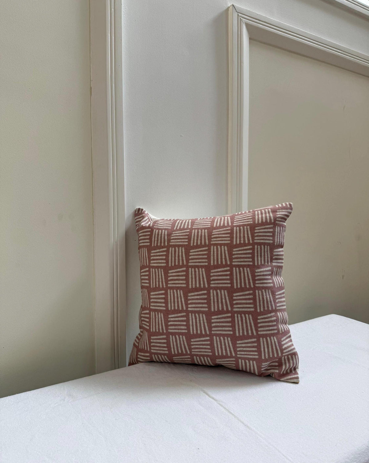 Dusty rose geometric cotton pillow cover - view 4