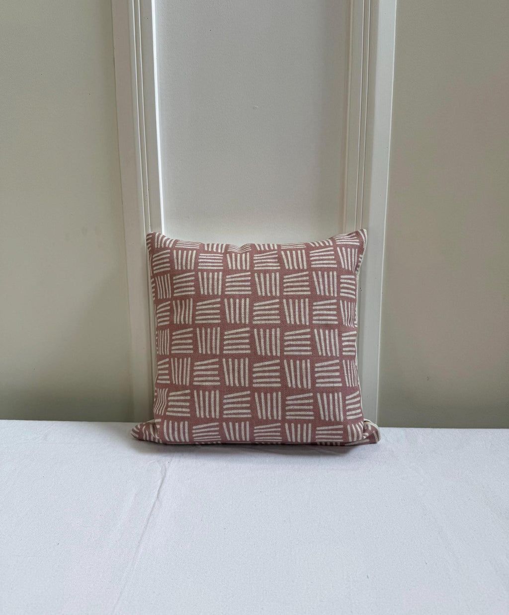Dusty rose geometric cotton pillow cover - view 8