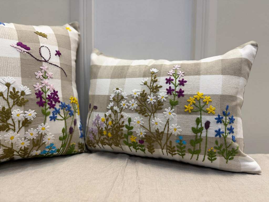 Embroidered floral boho pillow cover, 14x20 lumbar - view 8