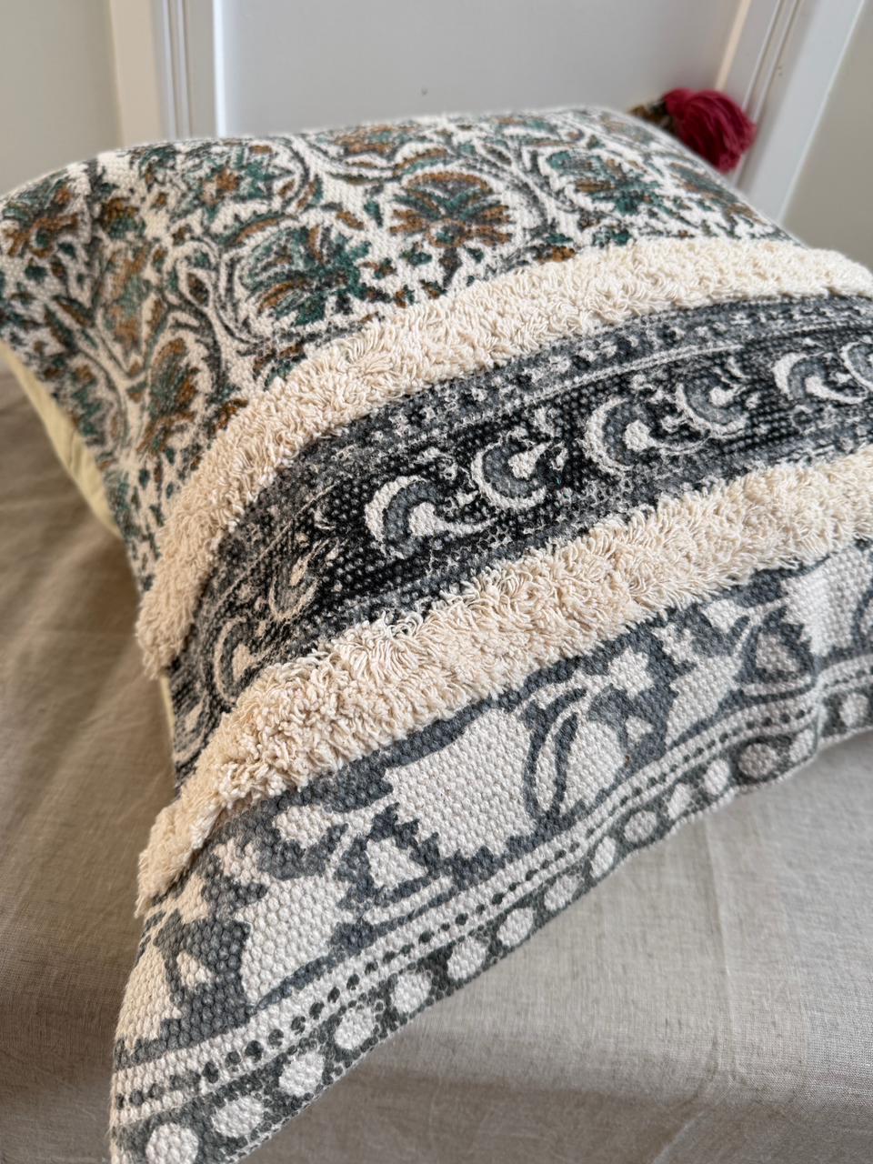 Slub Cotton Pillow Cover | Boho Floral Print with Tassel Corners