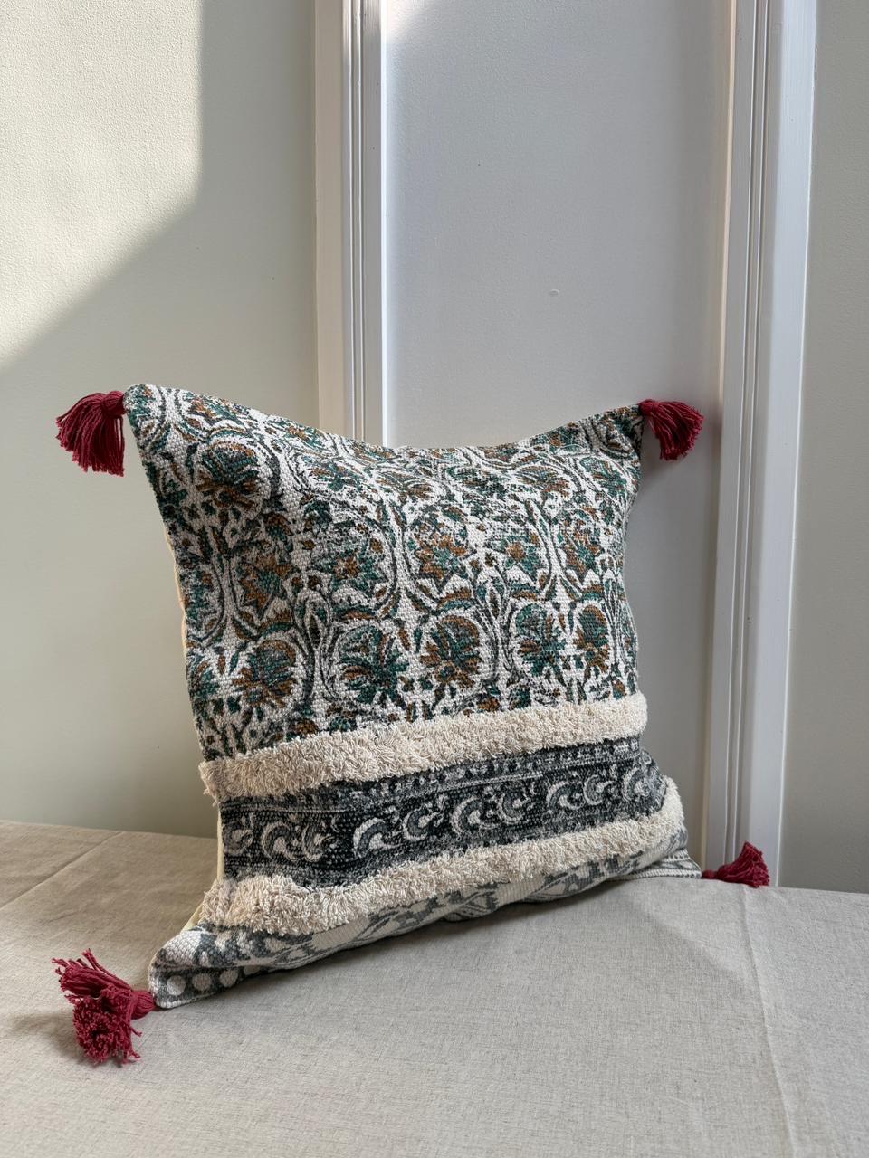 Slub Cotton Pillow Cover | Boho Floral Print with Tassel Corners