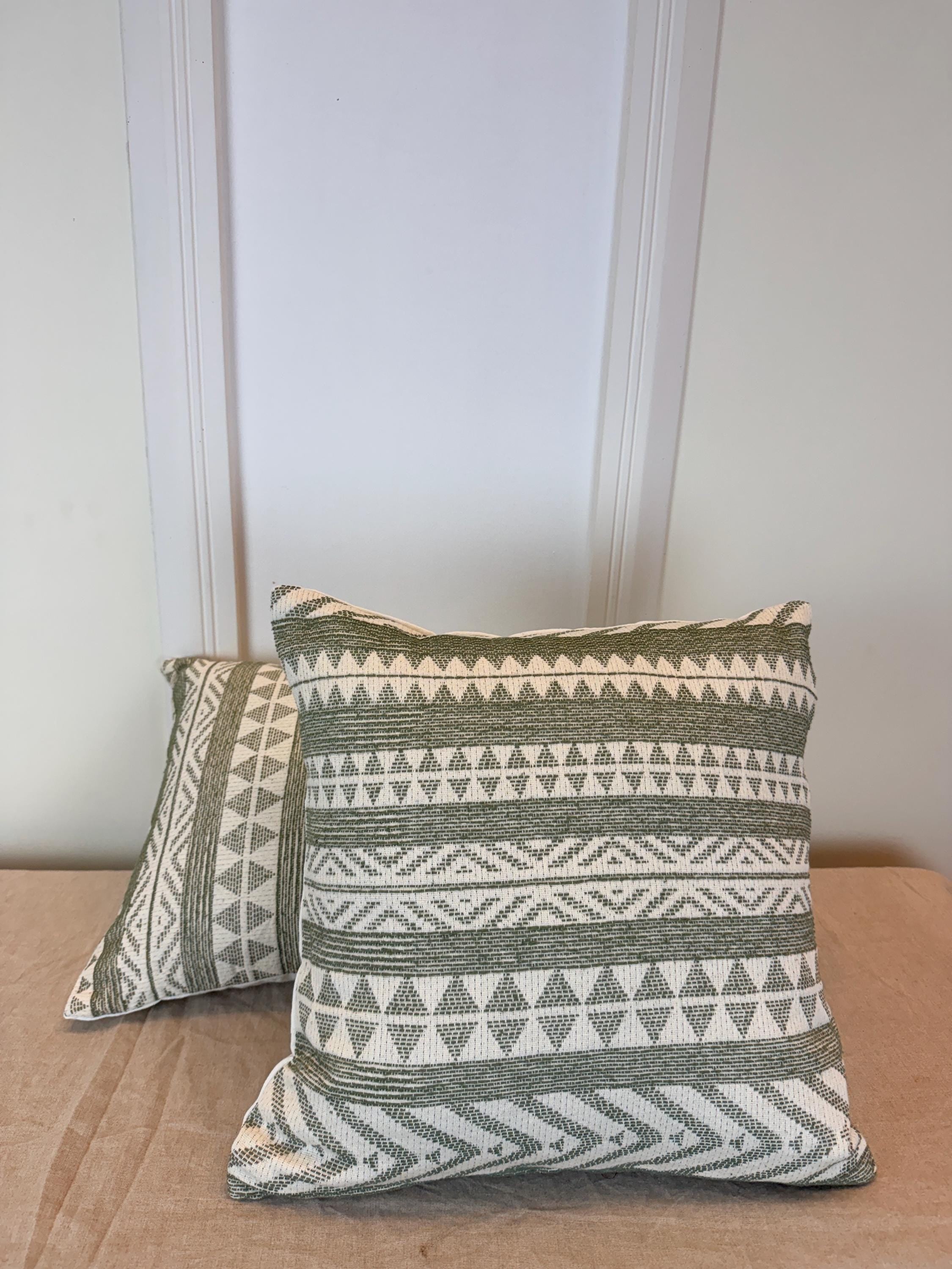Green Geometric Woven Pillow Cover – Boho Farmhouse Cushion, 16x16