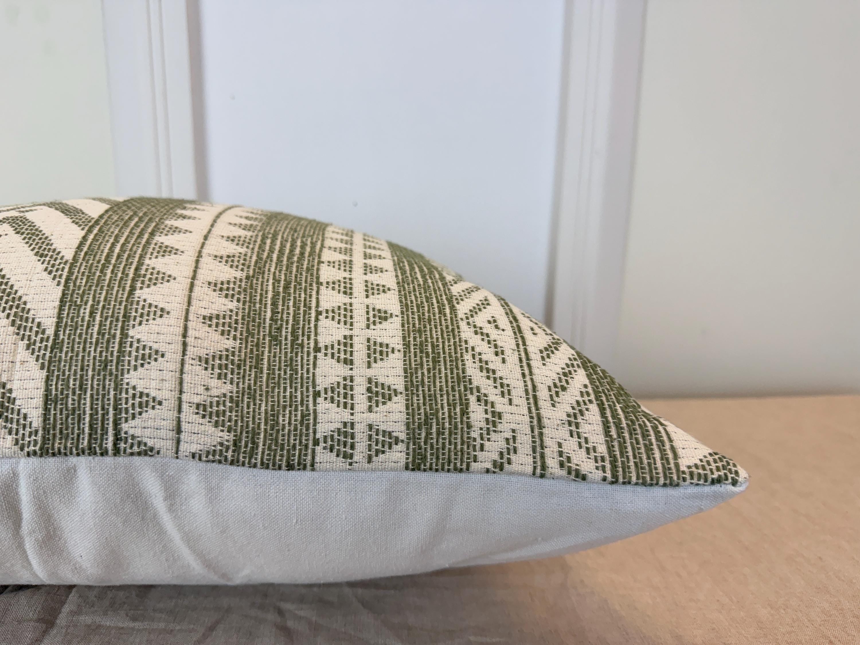 Green Geometric Woven Pillow Cover – Boho Farmhouse Cushion, 16x16