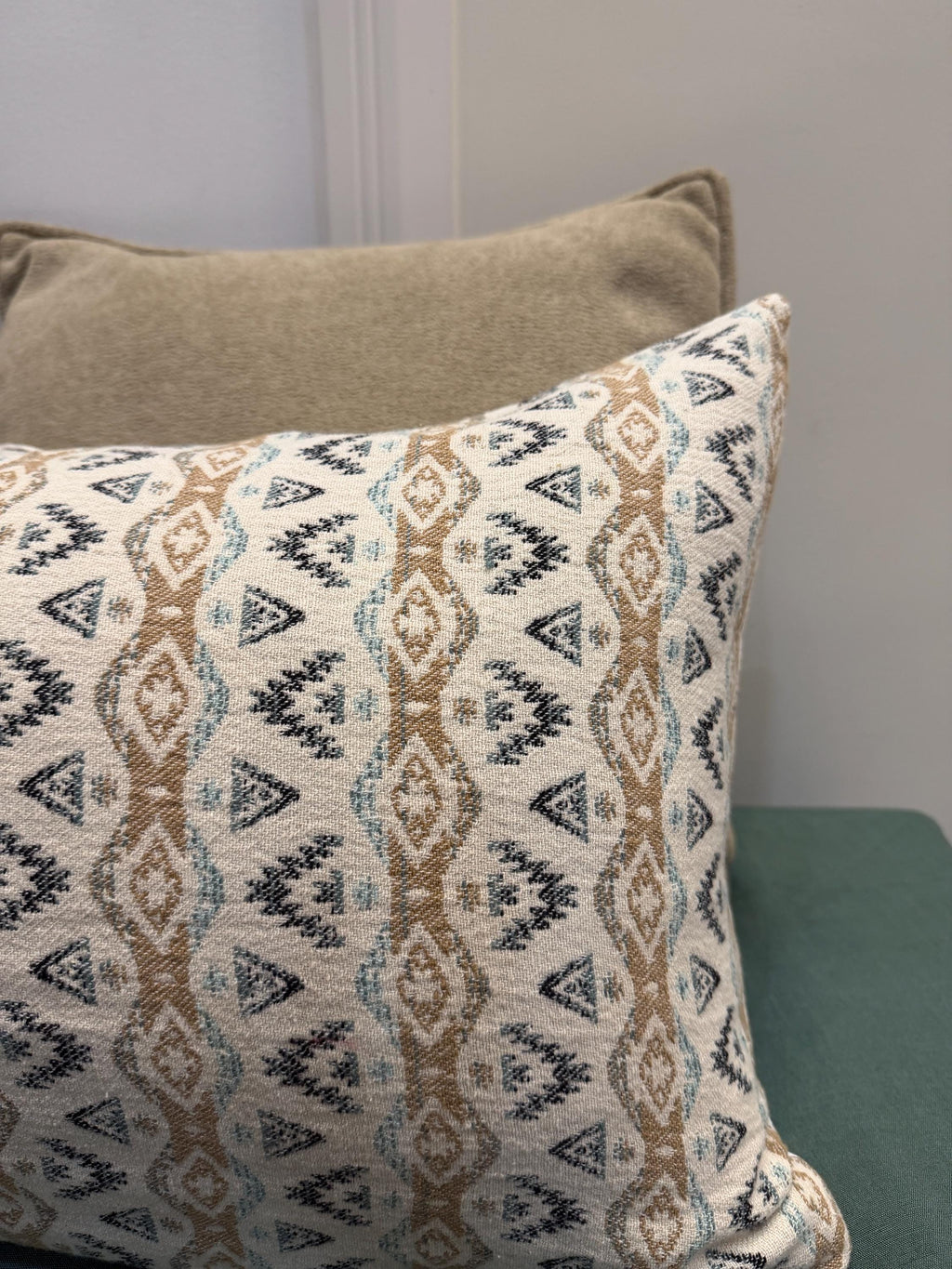 Neutral tribal pattern lumbar pillow cover - view 3