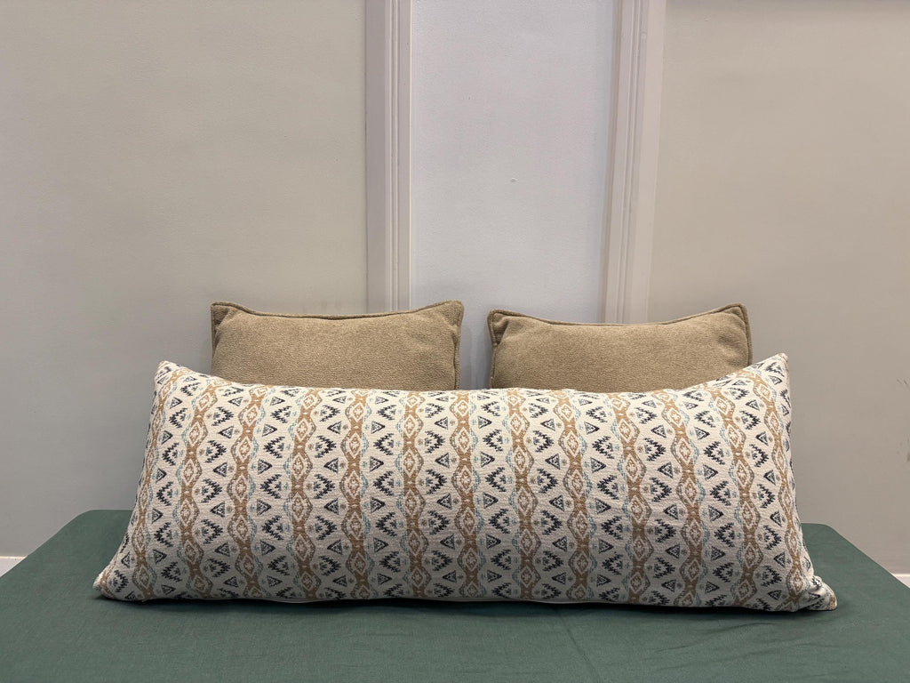 Neutral tribal pattern lumbar pillow cover - view 5