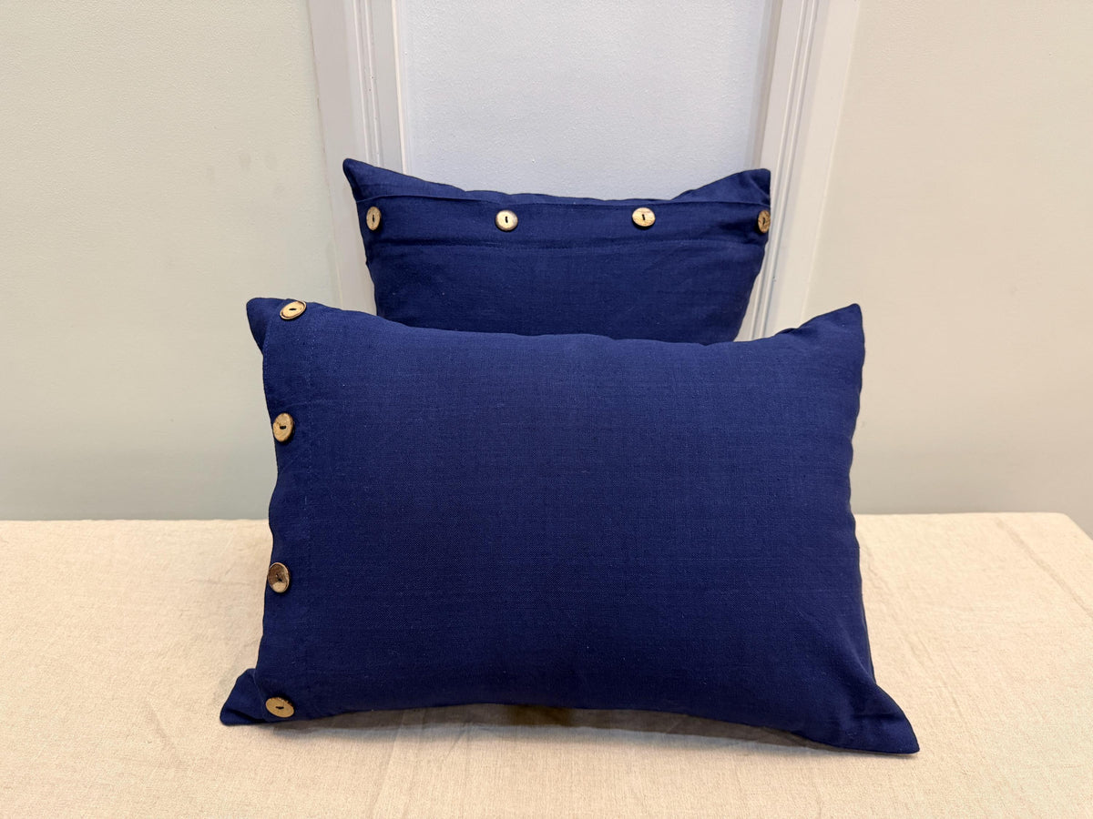 Navy blue linen pillow cover with wooden buttons - view 6
