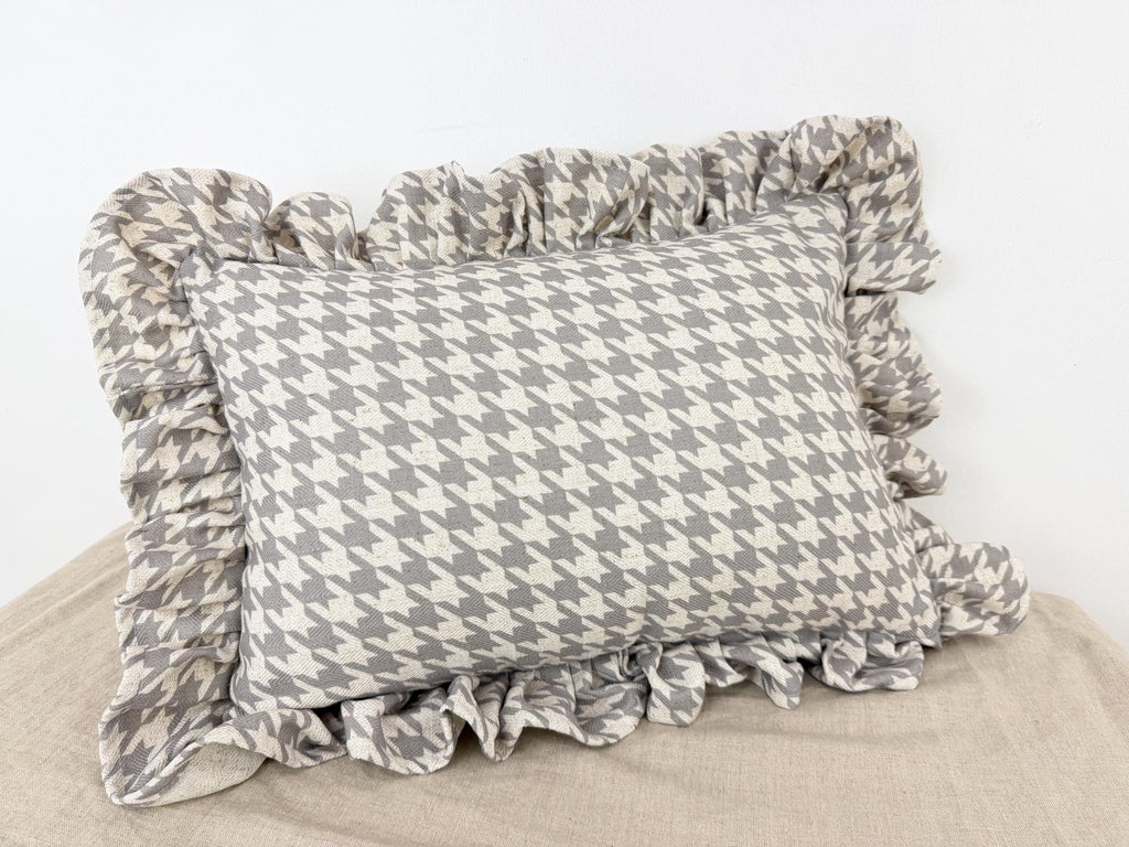 Ivory and grey houndstooth ruffled lumbar pillow cover