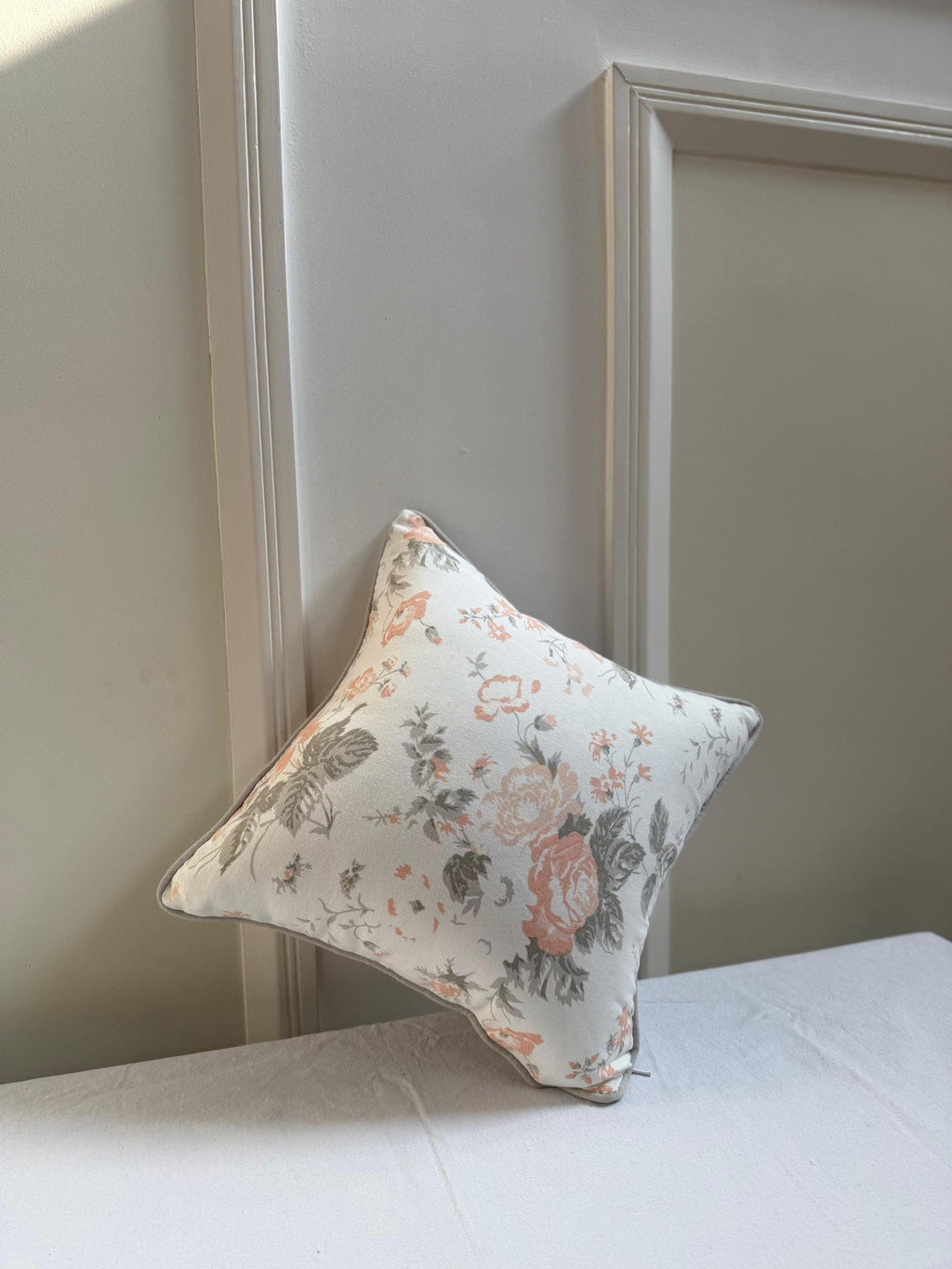 Printed cotton decorative throw pillow cover - view 7