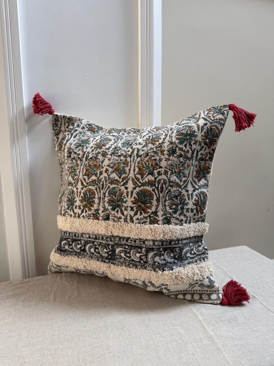 Boho floral slub cotton pillow cover with tassel corners