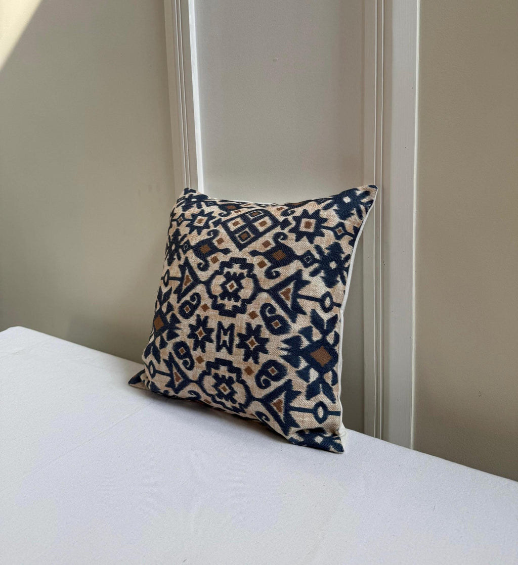 Navy blue and beige woolen ikat pillow cover - view 5